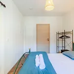 דירה Ereva Seaside 1 Bedroom Modern
