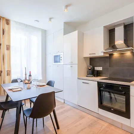 Apartment Ereva Seaside 1 Bedroom Modern