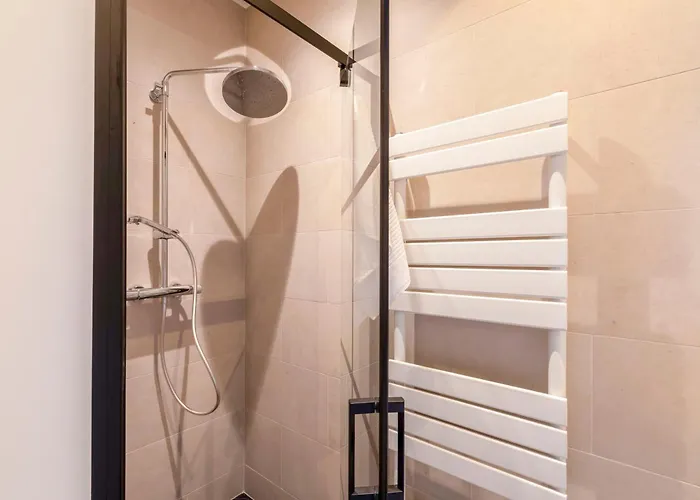 דירה Ereva Seaside 1 Bedroom Modern