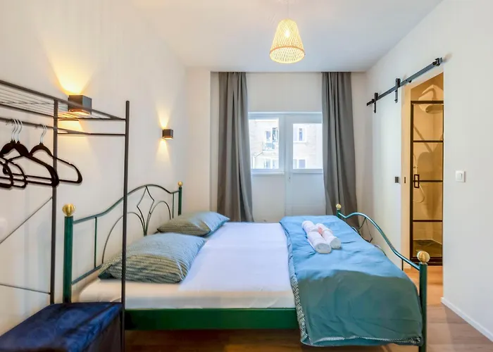 Ereva Seaside 1 Bedroom Modern